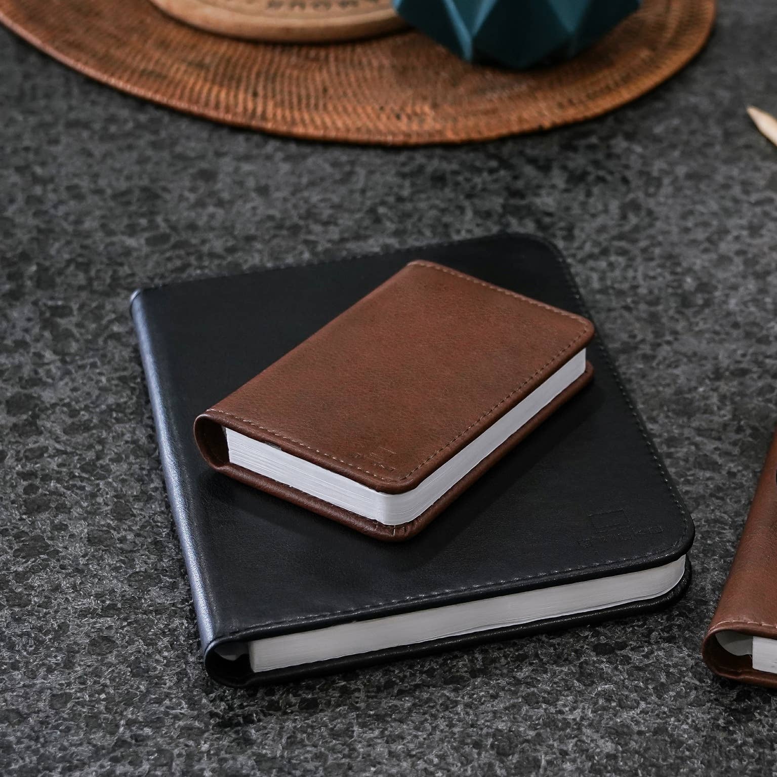 Bonded Leather Smart Book Light